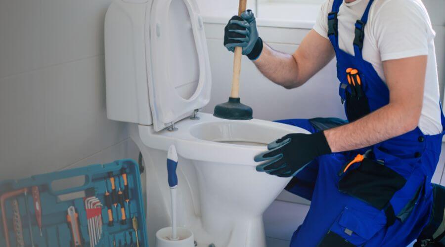 Expert burst pipe repair services in Ida, LA